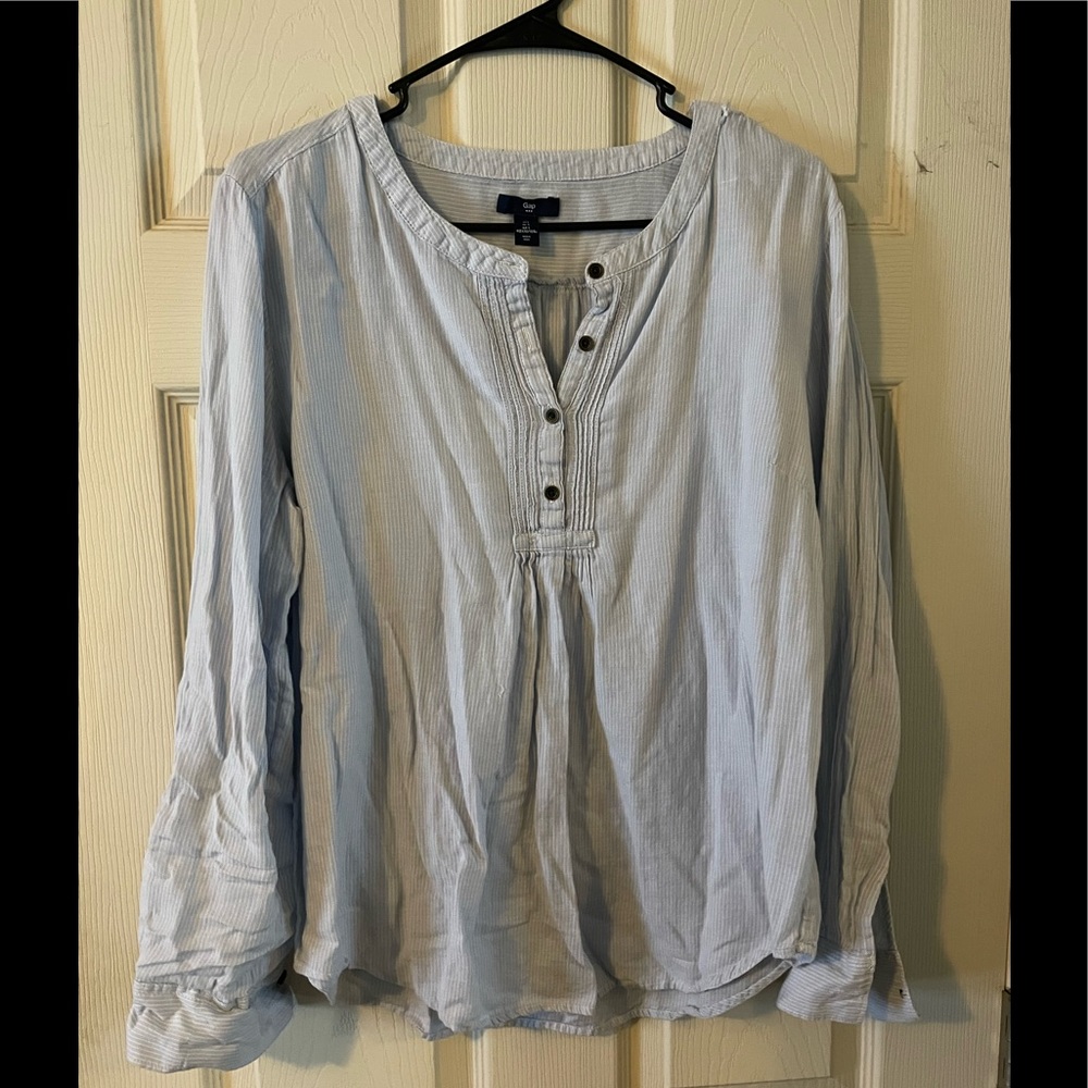 Gap lightweight blouse